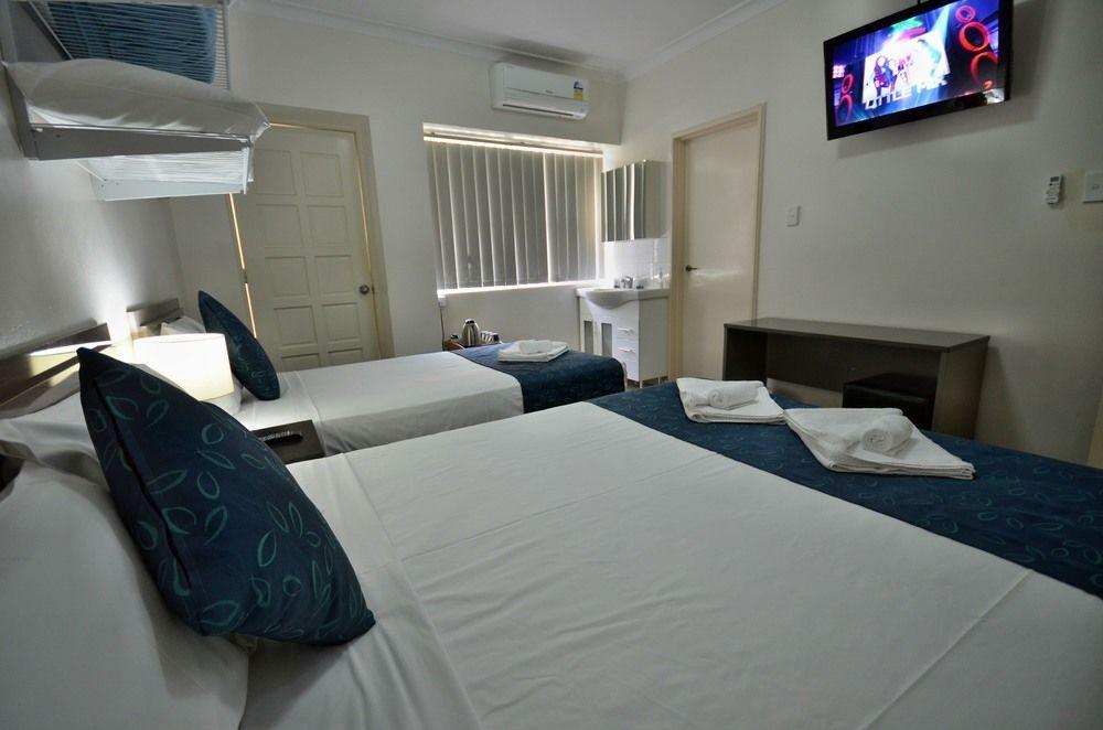 Lees Hotel Ingham Ngoại thất bức ảnh