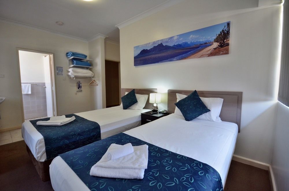 Lees Hotel Ingham Ngoại thất bức ảnh