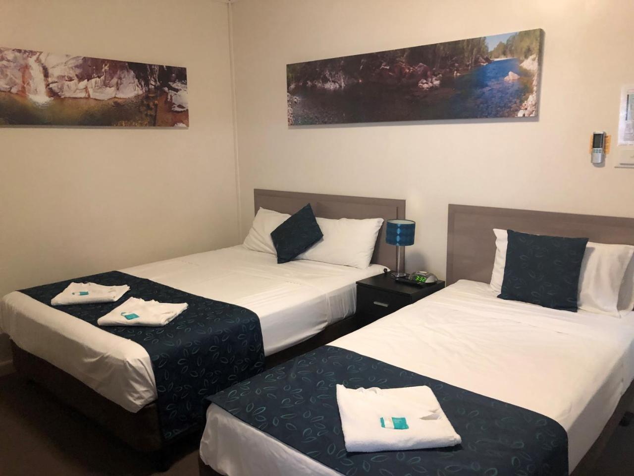Lees Hotel Ingham Ngoại thất bức ảnh